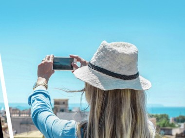 Couchsurfing Travel App